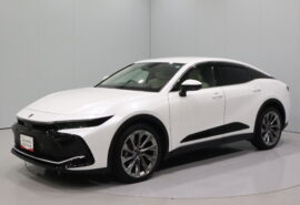 クラウンHVクロスオーバー G アドバンスドレザーパッケージ